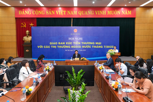 Yn Bi thực hiện các biện pháp đẩy mạnh thương mại trong tình hình mới.