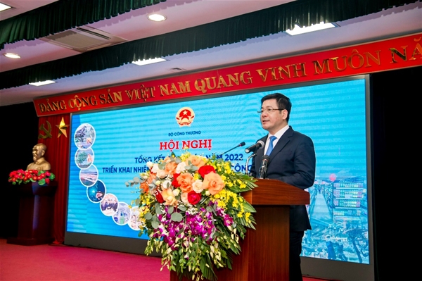 Yn Bi tăng cường sản xuất tại Hòa Bình.